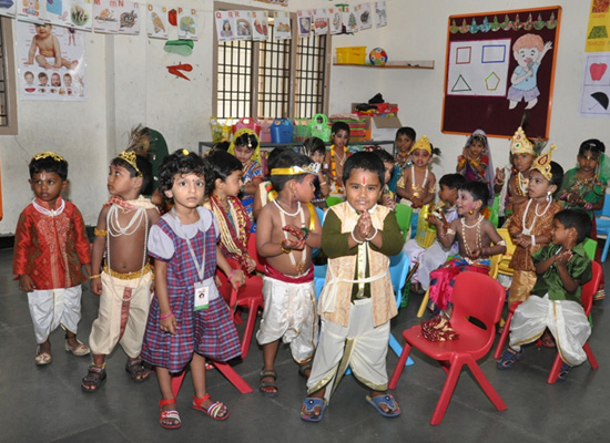 Buds Of PVBM : Boys dressed up like Lord Krishna and girls dressed up like gopikas 