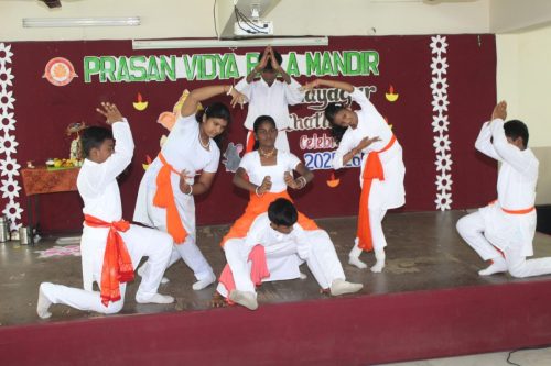 Where Ganesha resides, obstacles disappear